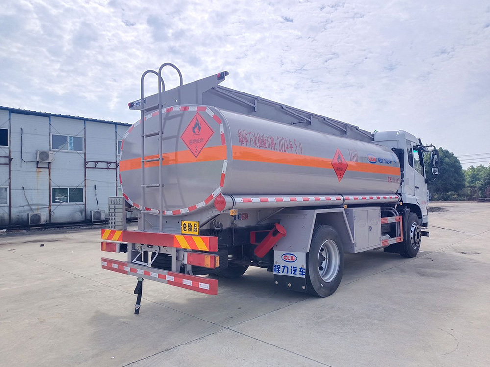 东风12方油罐车