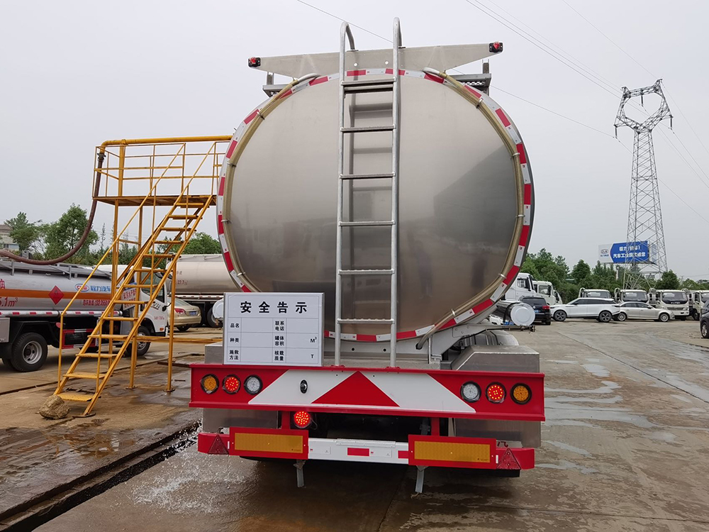 42方铝合金食用油半挂运输车