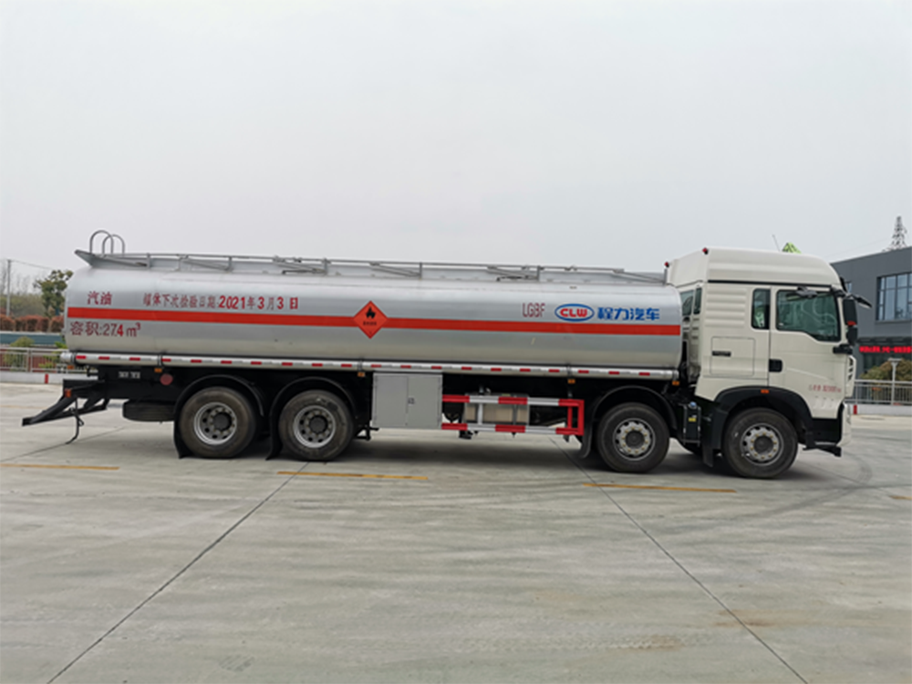 CL5320GYYZ6型运油车27.4方