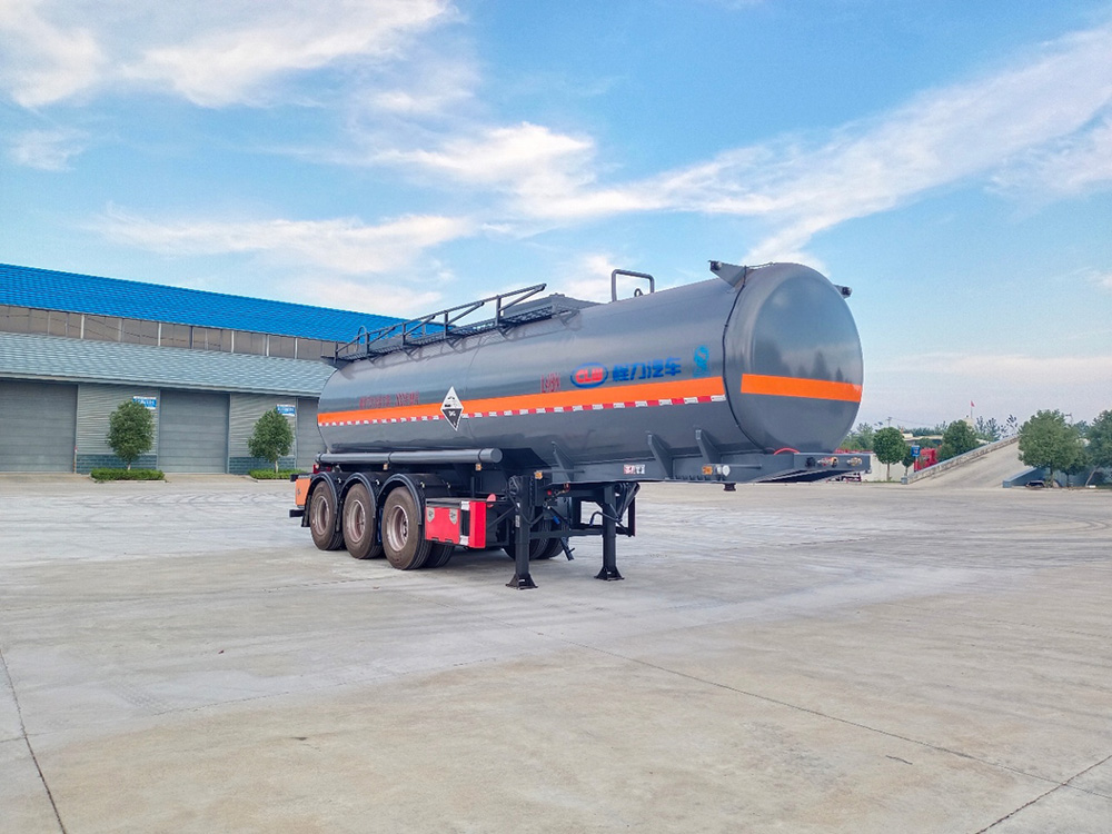 腐油性物品罐式运输半挂车24.4方