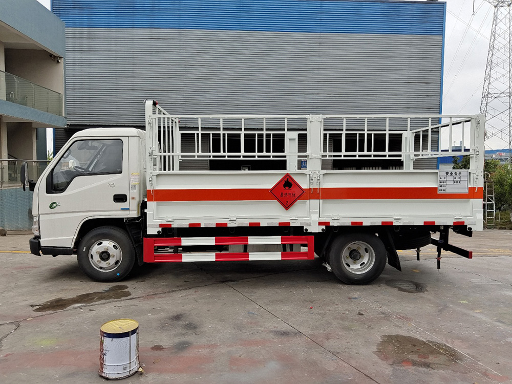 江铃顺达气瓶运输车