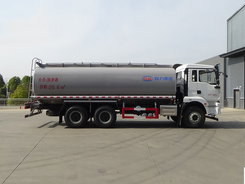 陕汽德龙液体运输车25方
