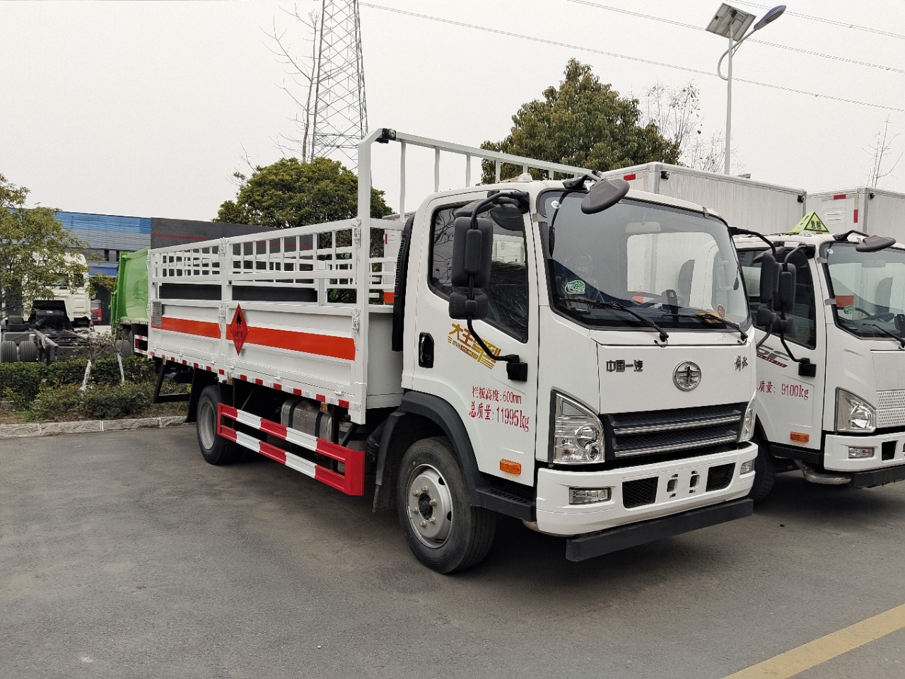 CLW5120TQPC6型气瓶运输车